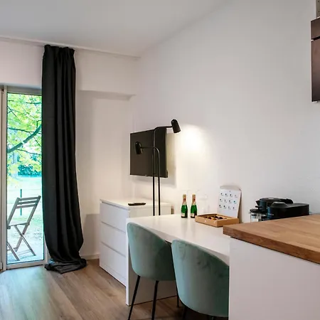 One Apartment *