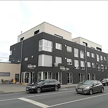 Hotel X-hotel